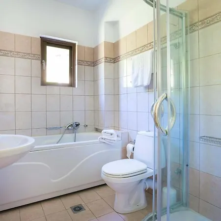 Villa Kleismata Sleeps 8 Pool Air Con Wifi *
