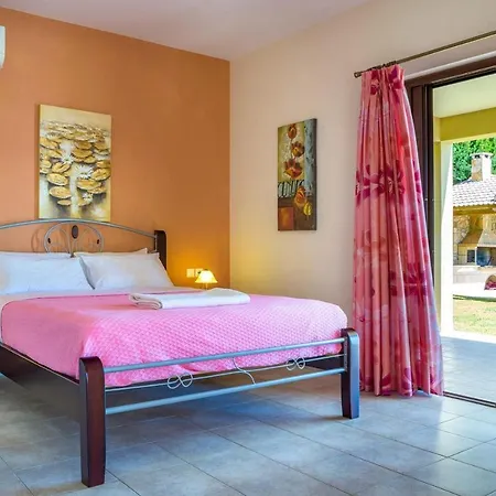 Kleismata Sleeps 8 Pool Air Con Wifi Villa *